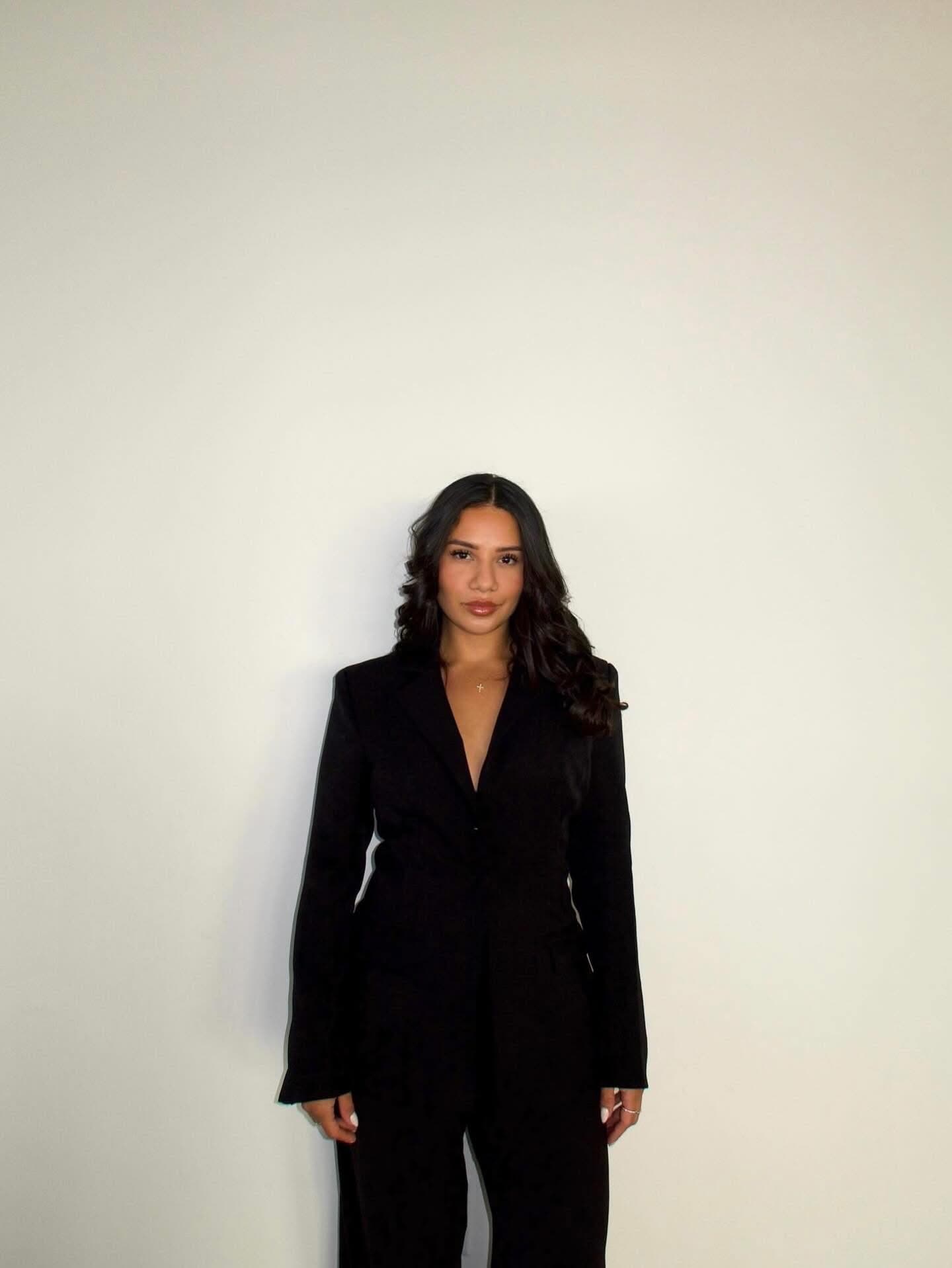 Ashley, founder of Lustra Living Co.